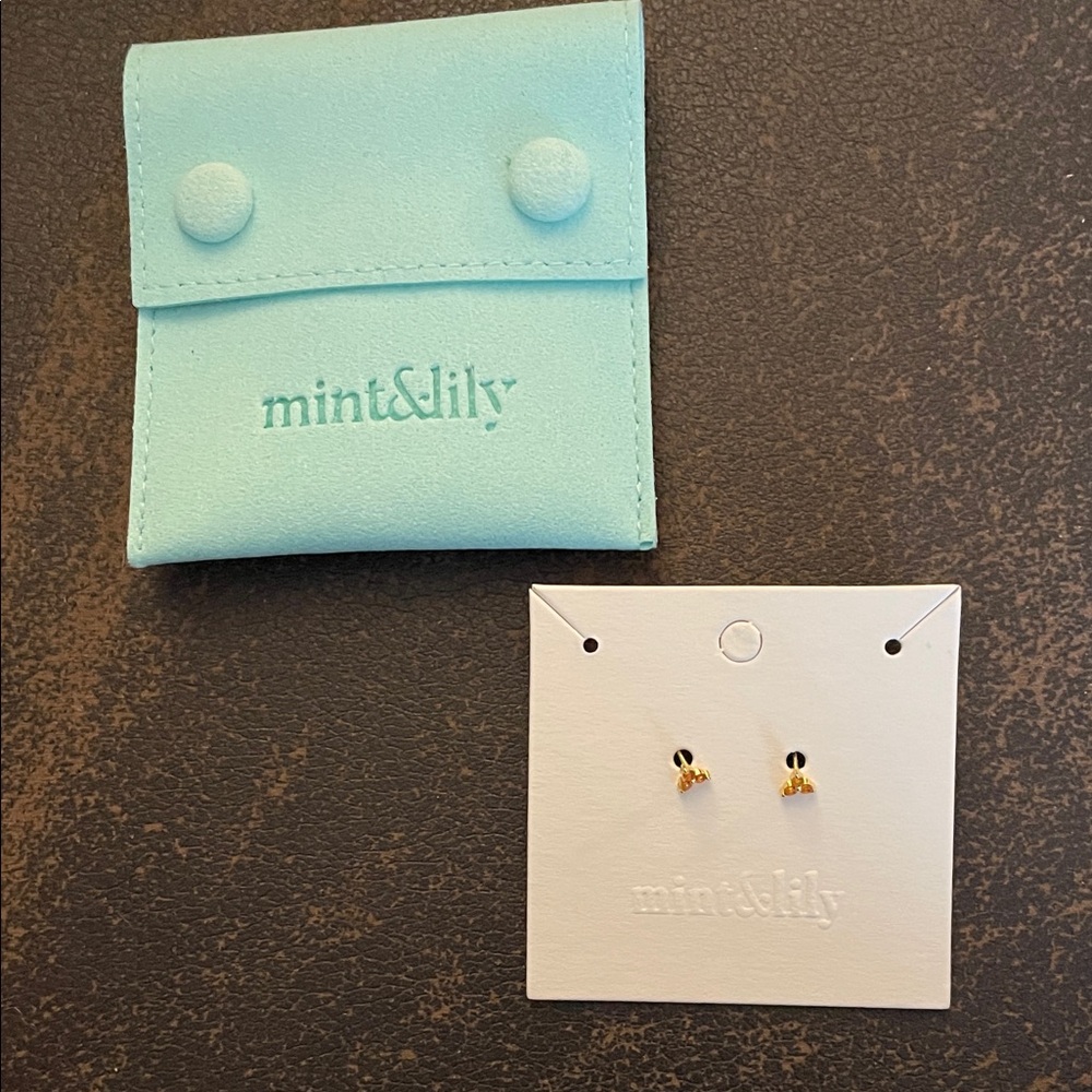 Mint&Lily Beautiful Tiny Citrine Trinity Stud Earrings